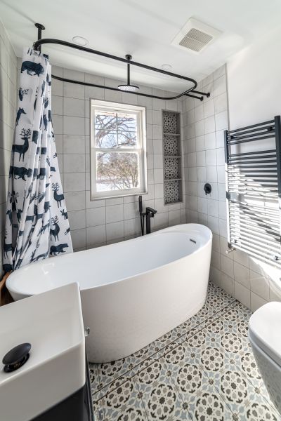 Bathtub Renovation in Lenexa